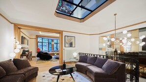 Interior - Suites 124 (Brussels)