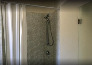 Douche de la salle de bain