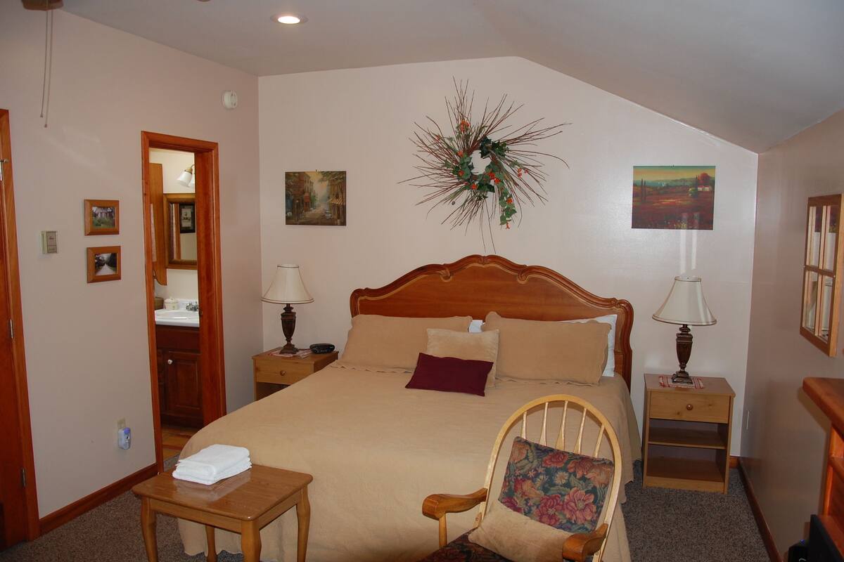 Chalet rustique pour lune de miel | Accès au Wi-Fi (inclus), décor unique, ameublement unique