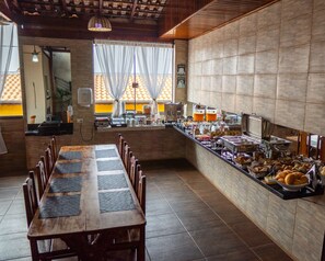 Free daily full breakfast