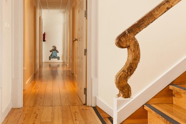 Interior - Living Lounge Hostel (Lisbon)