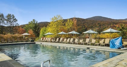 3 Bears at Topnotch Resort & Spa