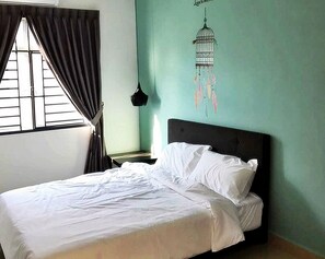 4 chambres, fer et planche à repasser, Wi-Fi