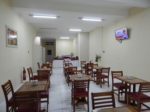 Petit déjeuner buffet compris tous les jours