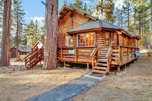 Exterior - Forest Treehouse # 1473 (Big Bear Lake)