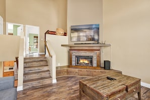 Interior - Fawnskin Chalet#1826 (Fawnskin)
