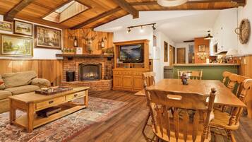 House, 2 Katil Ratu (Queen), Hot Tub (1817) | 2 bilik tidur, dihias secara berasingan