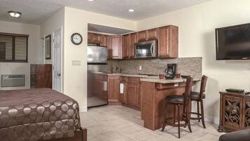 Iron/ironing board, free WiFi