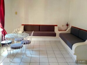 35-Zoll-Flachbildfernseher mit Kabelempfang, Fernseher