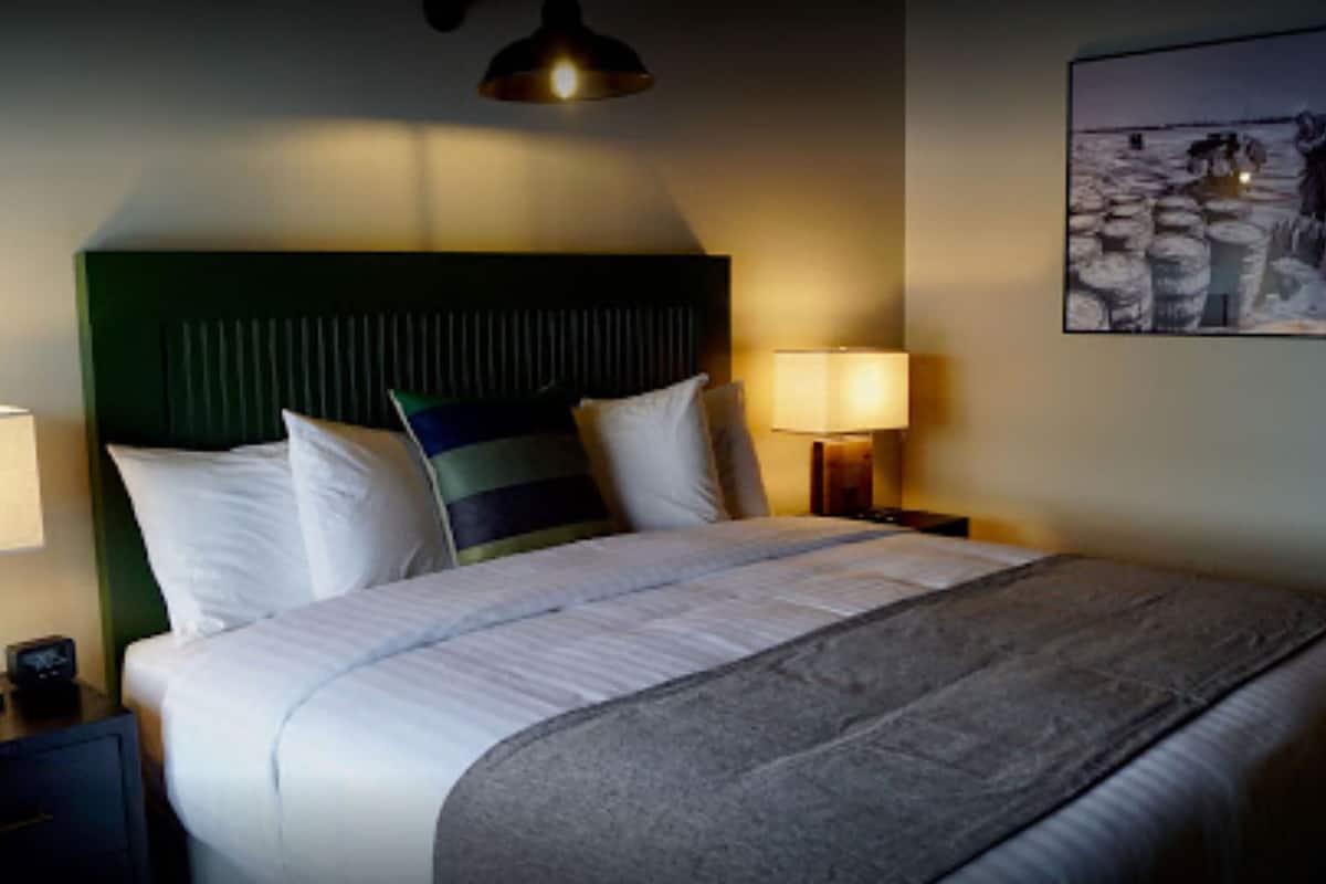 premium bedding, pillow-top beds, individually decorated