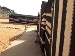 Exterior - Ali Wadi Rum Moon Camp (Wadi Rum)