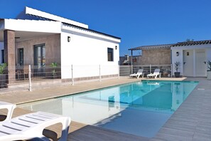 Pool - Fabulous holiday home with private pool (Conil de la Frontera)