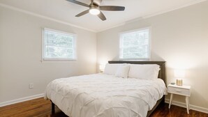 House | 3 bedrooms, desk, cribs/infant beds, WiFi (free) - 140 Catlin Circle (Greenville)
