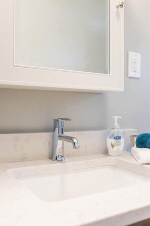 House | Bathroom