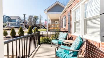 Rumah (204 Randall St) | Balkon