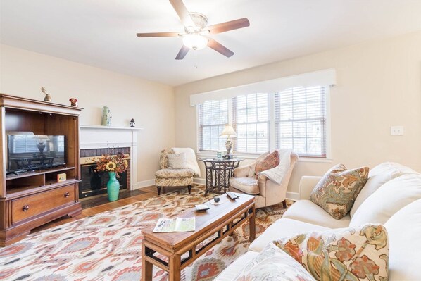 Maison (22 Sewanee Ave) | Extérieur