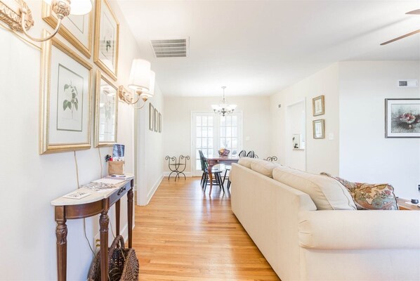 House (22 Sewanee Ave) | Exterior