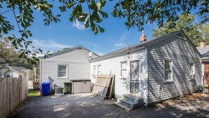 Exterior - Vintage Bungalow (Greenville)