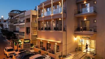 Mặt tiền nơi lưu trú