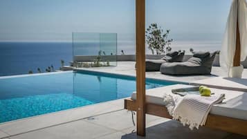 Private pool