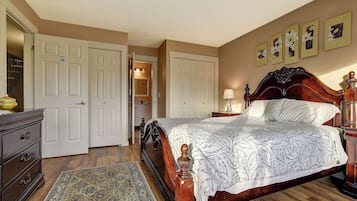 1 bedroom, memory foam beds, individually decorated