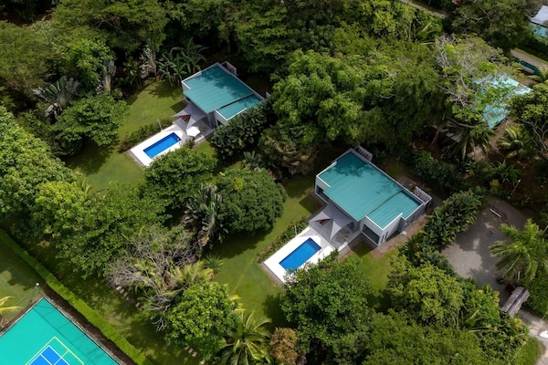 Modern House Nº1 & 2