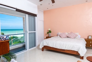 Quarto casal grand | Ferros/tábuas de passar roupa, Wi-Fi de cortesia, roupa de cama