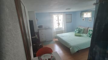 1 sovrum, strykjärn/strykbräda, wi-fi och sängkläder