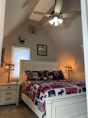2 Schlafzimmer, Bügeleisen/Bügelbrett, kostenloses WLAN, Bettwäsche