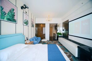 Chambre Double Deluxe | Literie de qualité supérieure, couette en duvet d'oie