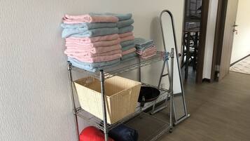 House | Bathroom amenities | Shower, free toiletries, hair dryer, slippers