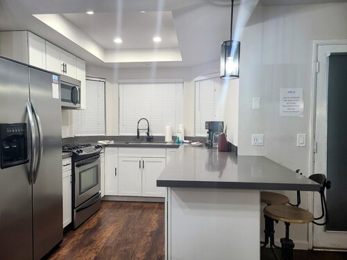 Rückzug der Bären - 2BR / 1. 5BA / Whirlpool / WiFi / In der Nähe des Sees / Kostenlose 2 Stunden Fahrrad- / Kajakverleih