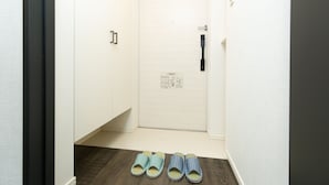 Property entrance - Syforme Keikyukamata 105 (Tokyo)