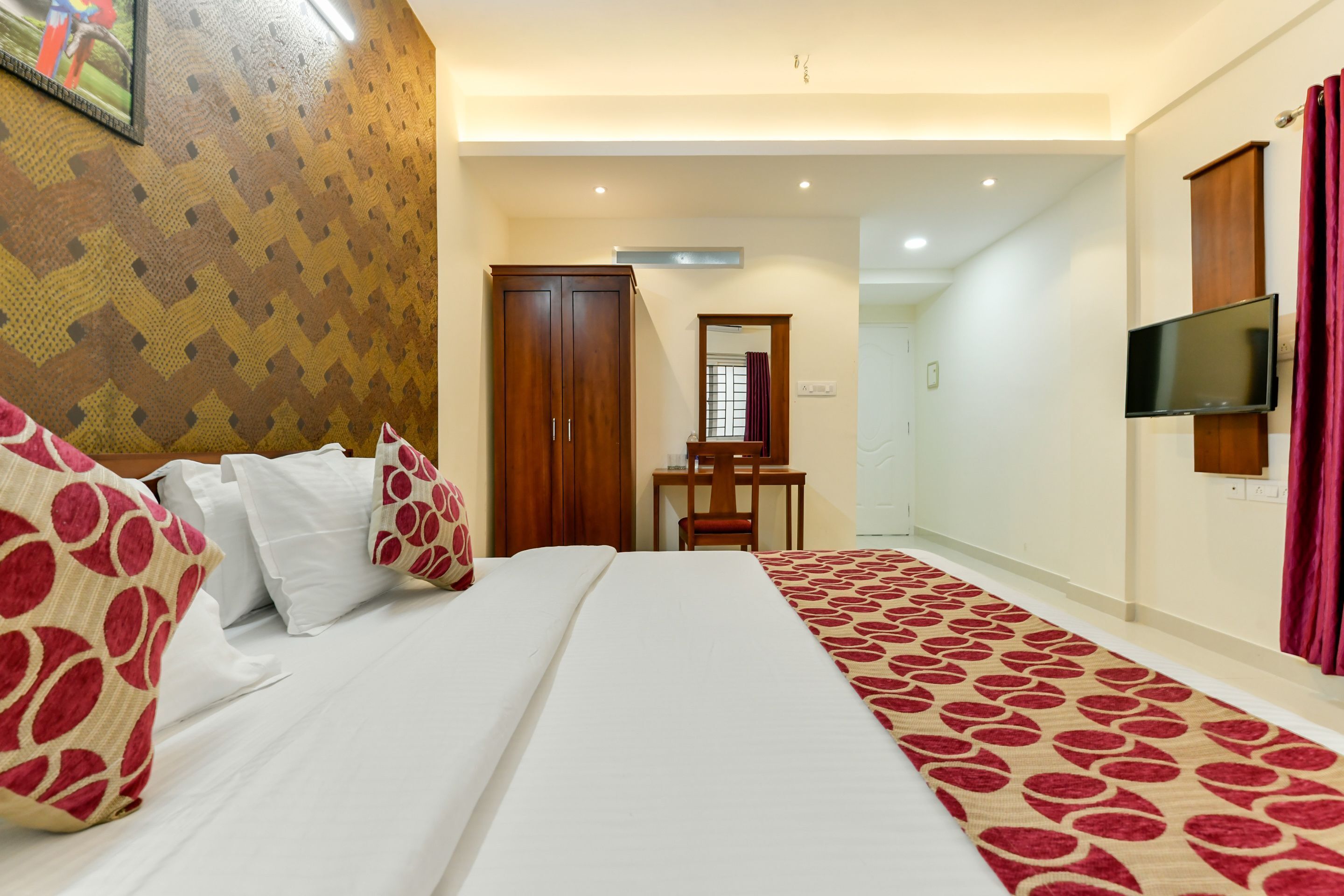 Rollaway beds, free WiFi