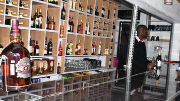 Bar (en el alojamiento)