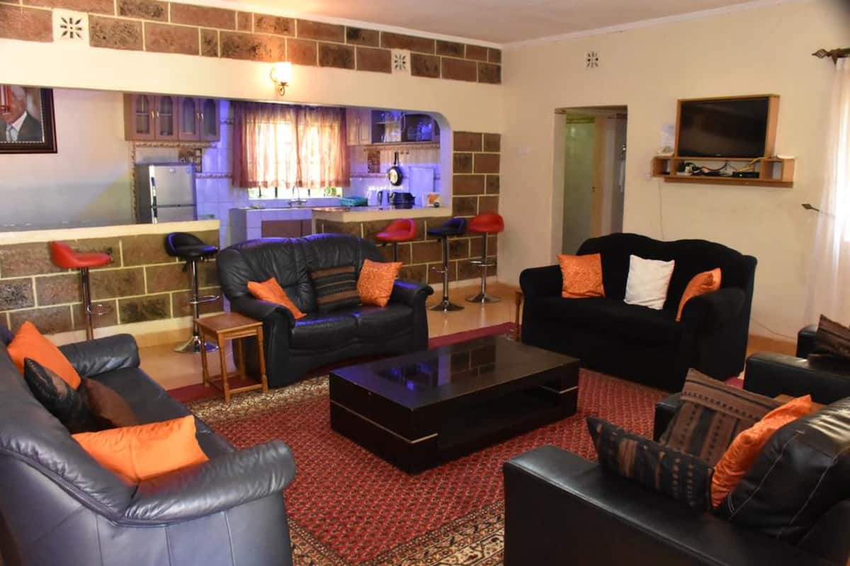 Deluxe Apartment