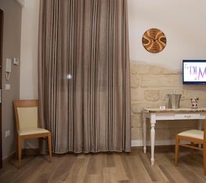 أغطية فراش متميزة وألحفة محشوة بالريش وأسرّة بإسفنج يتكيف مع شكل الجسم