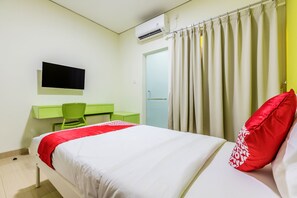 Standard Single Room | Desk, free WiFi, bed sheets