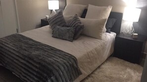 Apartment, 2 Schlafzimmer | Bügeleisen/Bügelbrett, Bettwäsche, Rollstuhlgeeignet