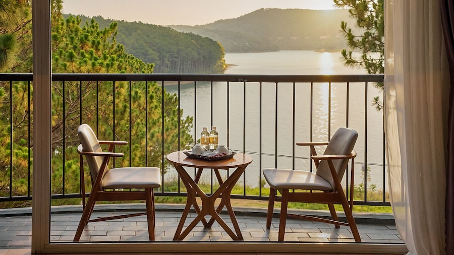 Romeo Juliet Dalat Resort