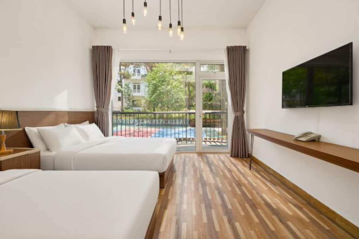 Soundproofing, free WiFi, bed sheets, wheelchair access