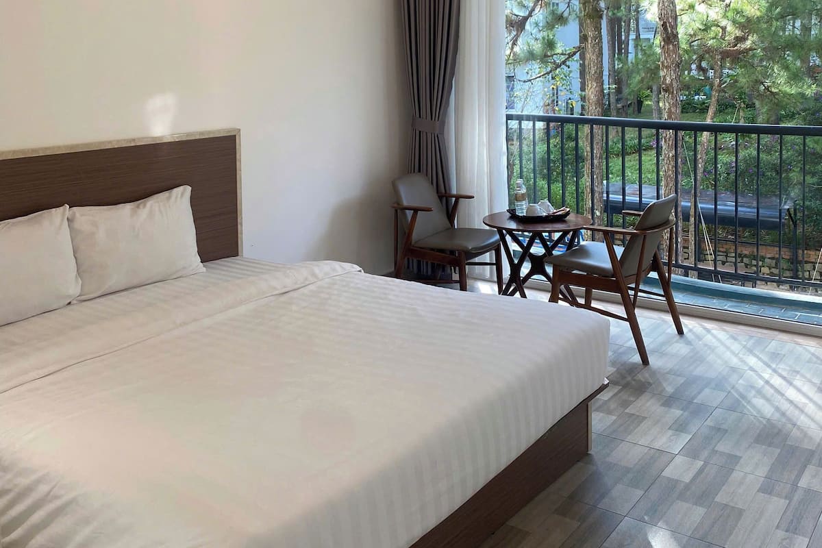 Superior Double Room, Garden View