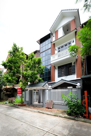 Exterior - OYO 317 Kim Cuong Hotel 2 (Hanoi)