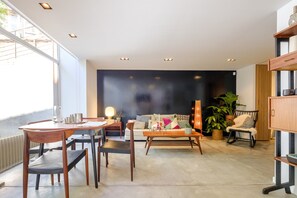 Living area - La petite Boutique - DFlat (Brussels)