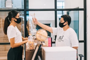 Cleanliness standards - COZ at Ratchathewi - Hostel (Bangkok)