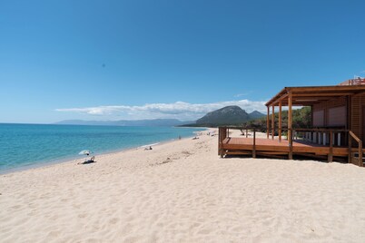 Holiday Villa "Frau" with Wi-Fi, Air Condition and Terrace