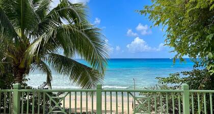 Beachfront Bliss - Stunning 3-Bedroom Villa on Barbados’ West Coast