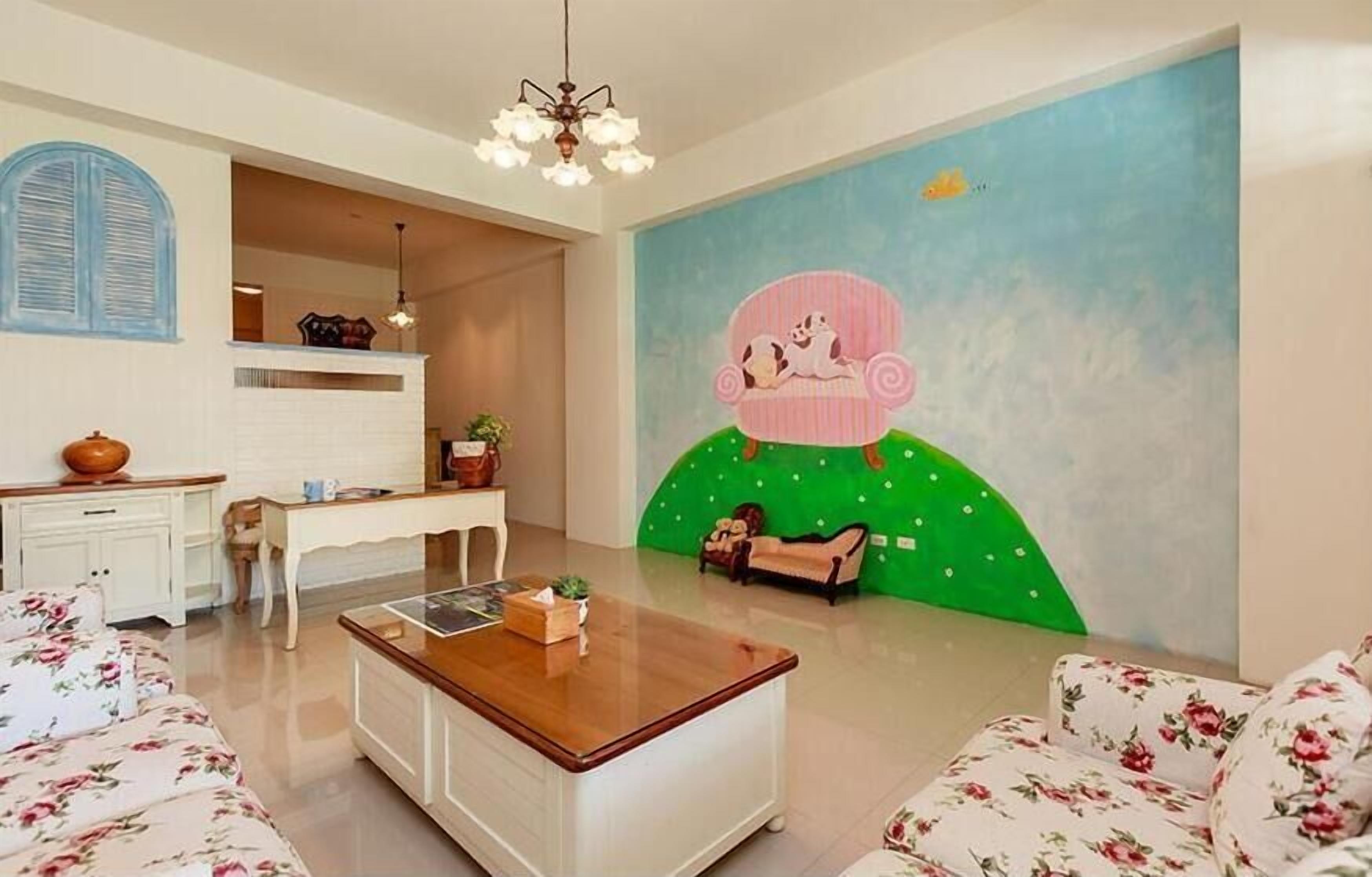 32-inch flat-screen TV with cable channels, TV