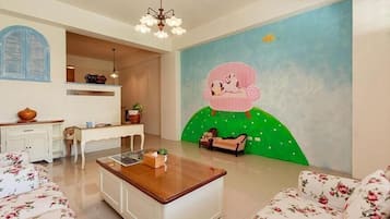 32-inch flat-screen TV with cable channels, TV