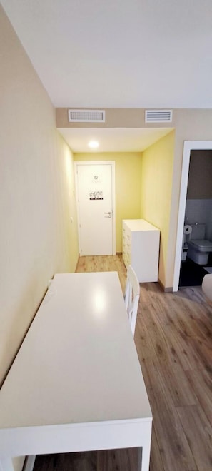 Individually decorated, desk, free WiFi, bed sheets